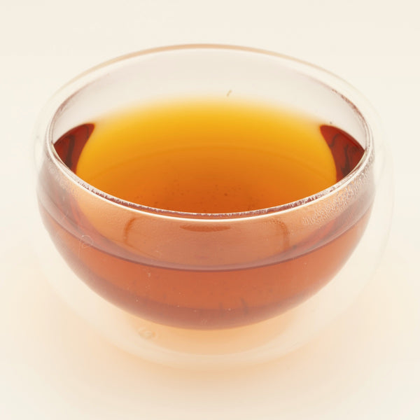 Lady Earl's Garden, brewed, in a clear glass [lady-earls-garden-03-liquor]